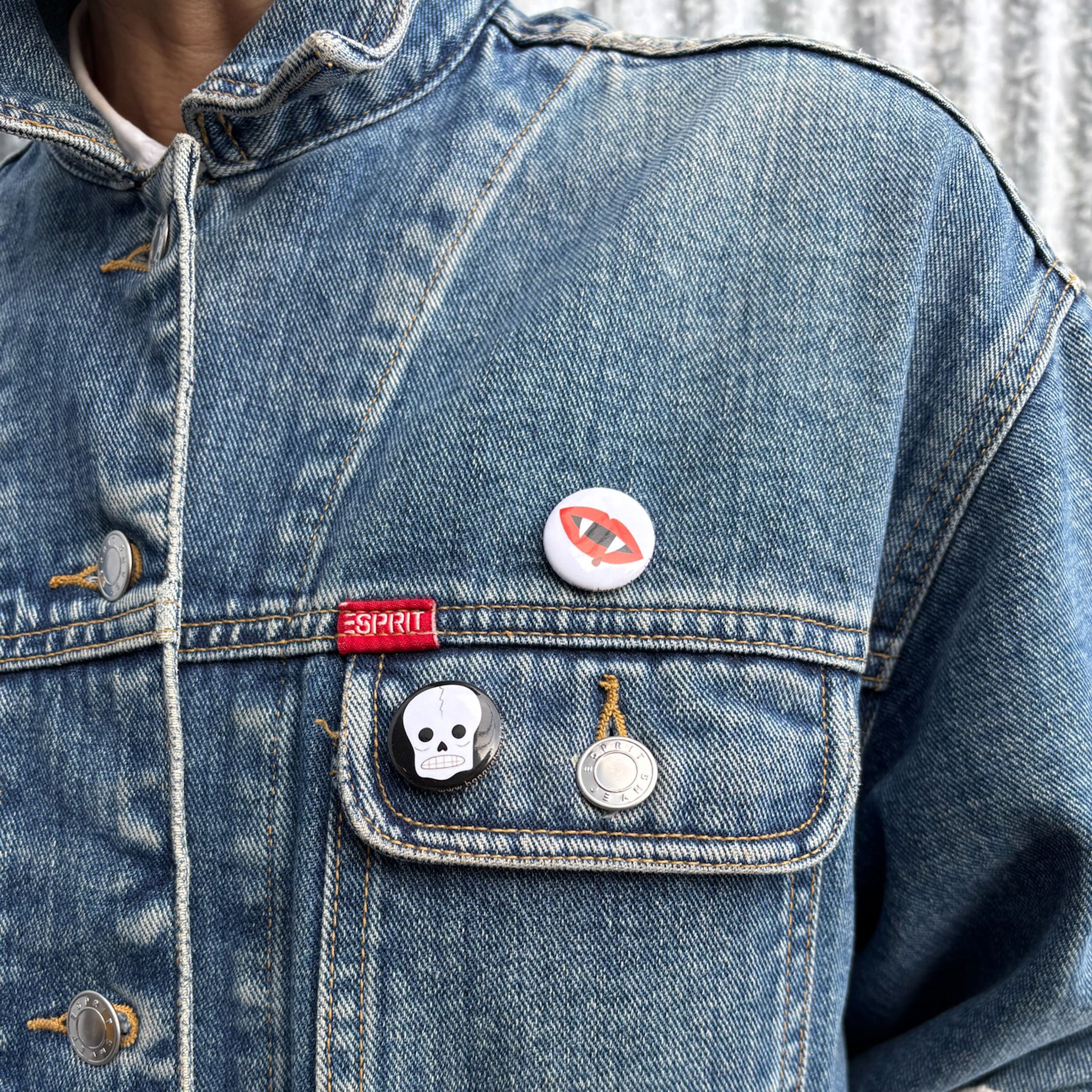 Dracula's Teeth Button